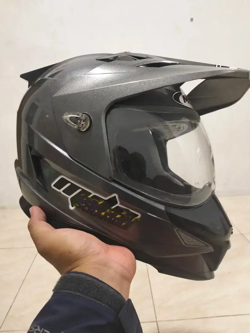 Di jual Helm MDS Supermoto