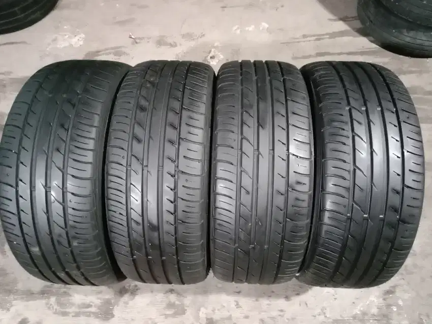 Falken ziex 235 50 R18