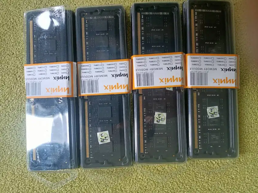 Memori PC DDR3 *Gb PC12800 Hynix