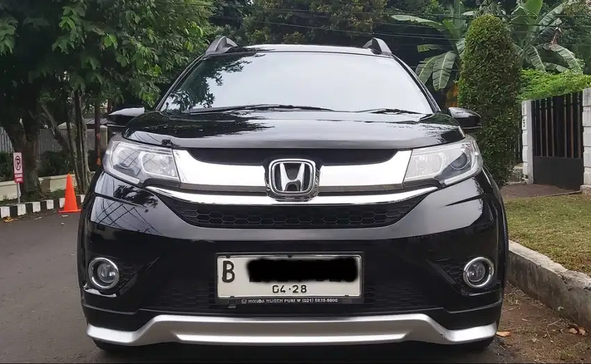 HONDA BR-V E Prestige AT Hitam Tahun 2018/2017 Tangan 1 Dari Baru