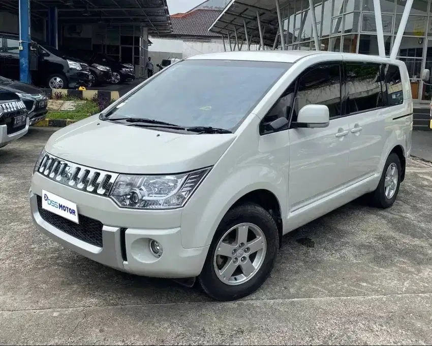 TERMURAH MITSUBISHI DELICA 2.0 METIC 2015