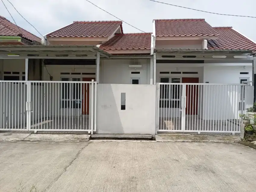 Dijual Rumah Baru dalam komplek Perumahan
