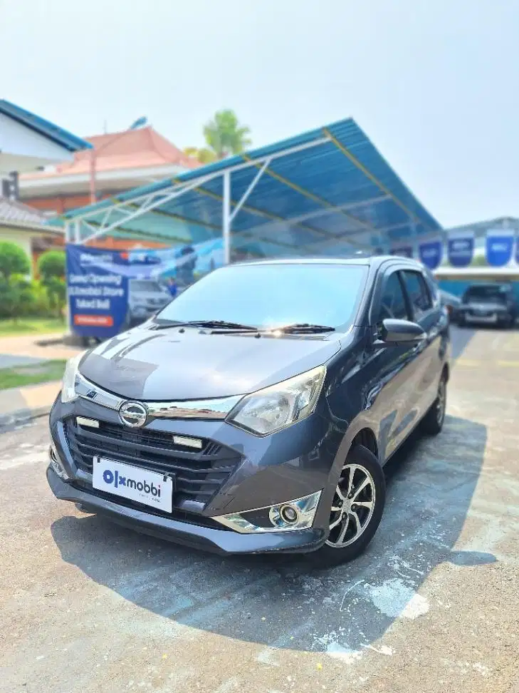 DP Rendah - Daihatsu Sigra 1.2 R Bensin AT 2019 Abu Abu