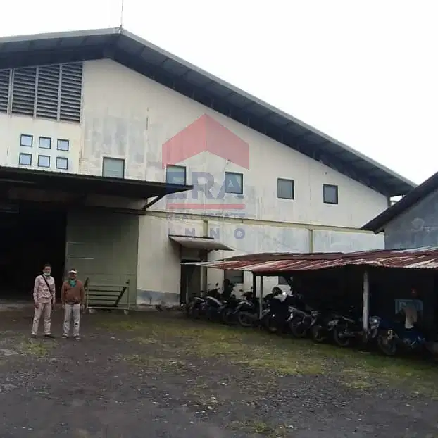 Gudang daerah Industri Jalan Provinsi Cirebon