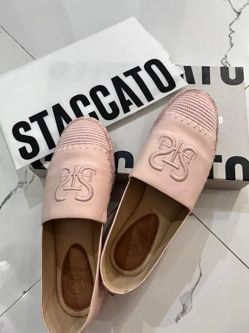 Preloved Flatshoes Staccato