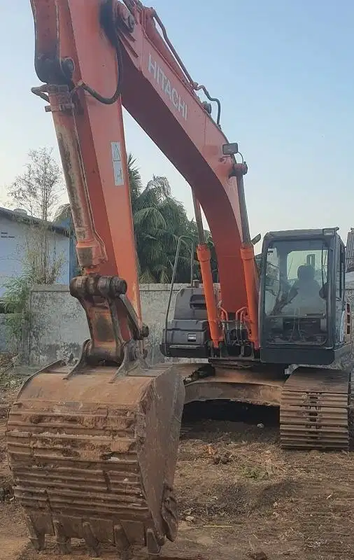 Dijual Excavator Hitachi ZX200-5G Tahun 2017