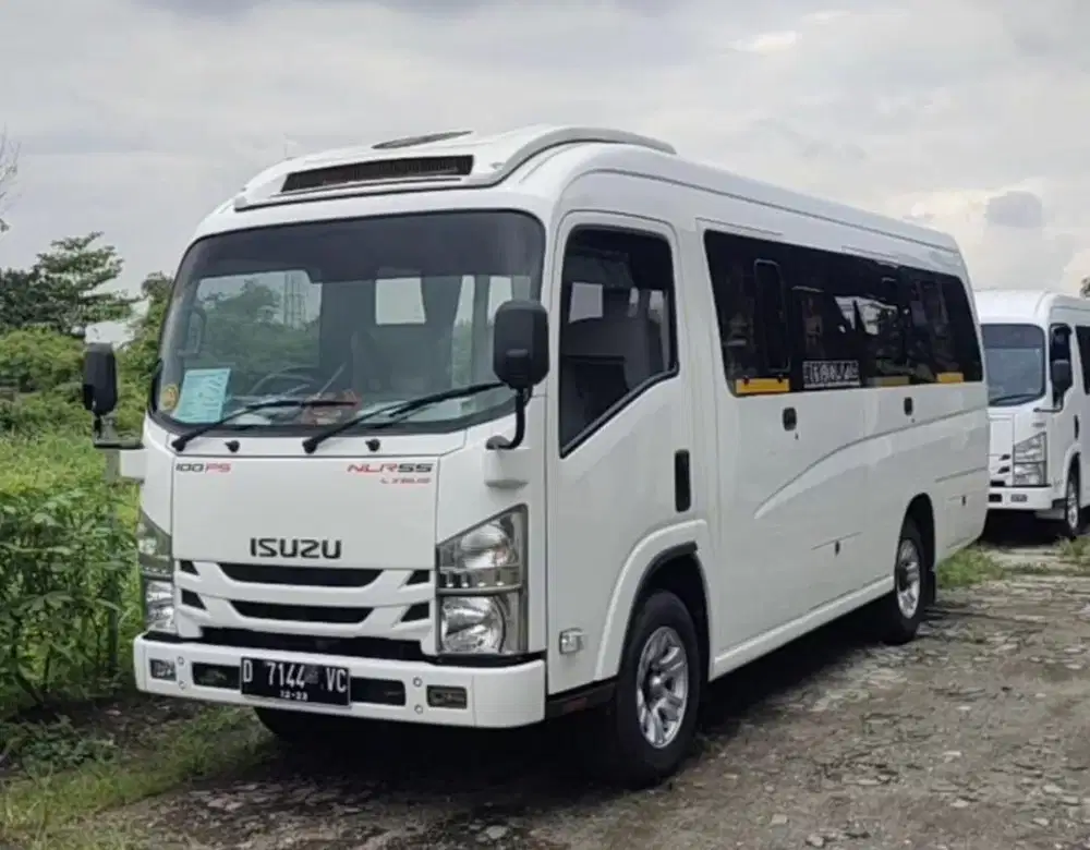 Sewa Bis Pariwisata Murah Rental Mobil Hiace Elf Medium Big Bus Luxury