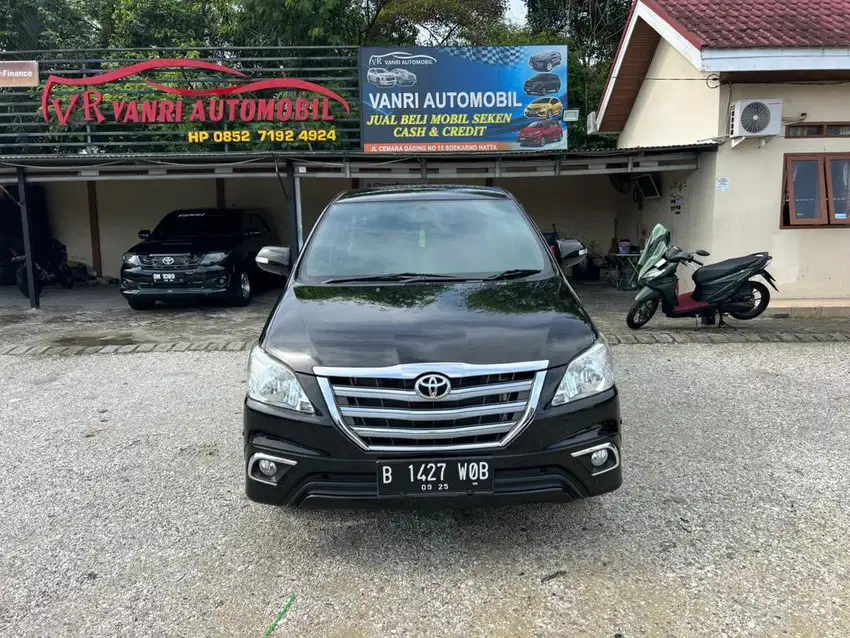 Toyota Kijang Innova V Metic Diesel 2015