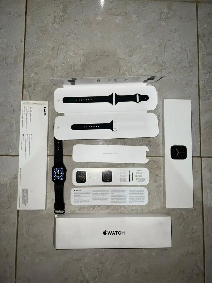 IBOX Apple Watch SE 44mm Mulus Pemakaian Pribadi