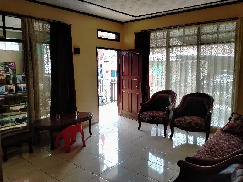 rumah sekelimus mainroad dkt tol buah batu cck utk ruko kost kantor