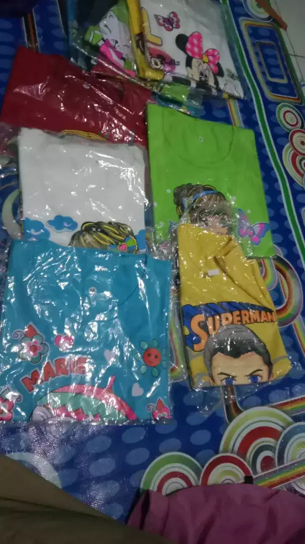 baju anak  laki2 dan perempuan