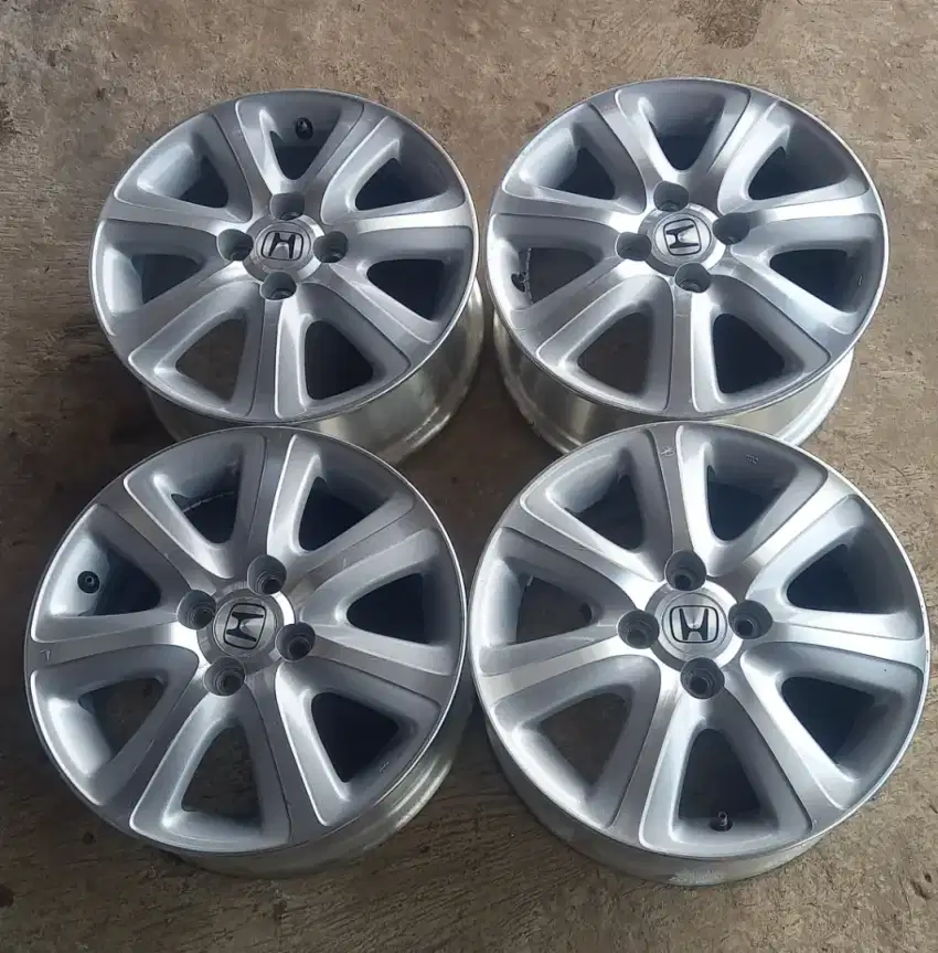 Velg honda city ring 15  pcd 100 baut 4