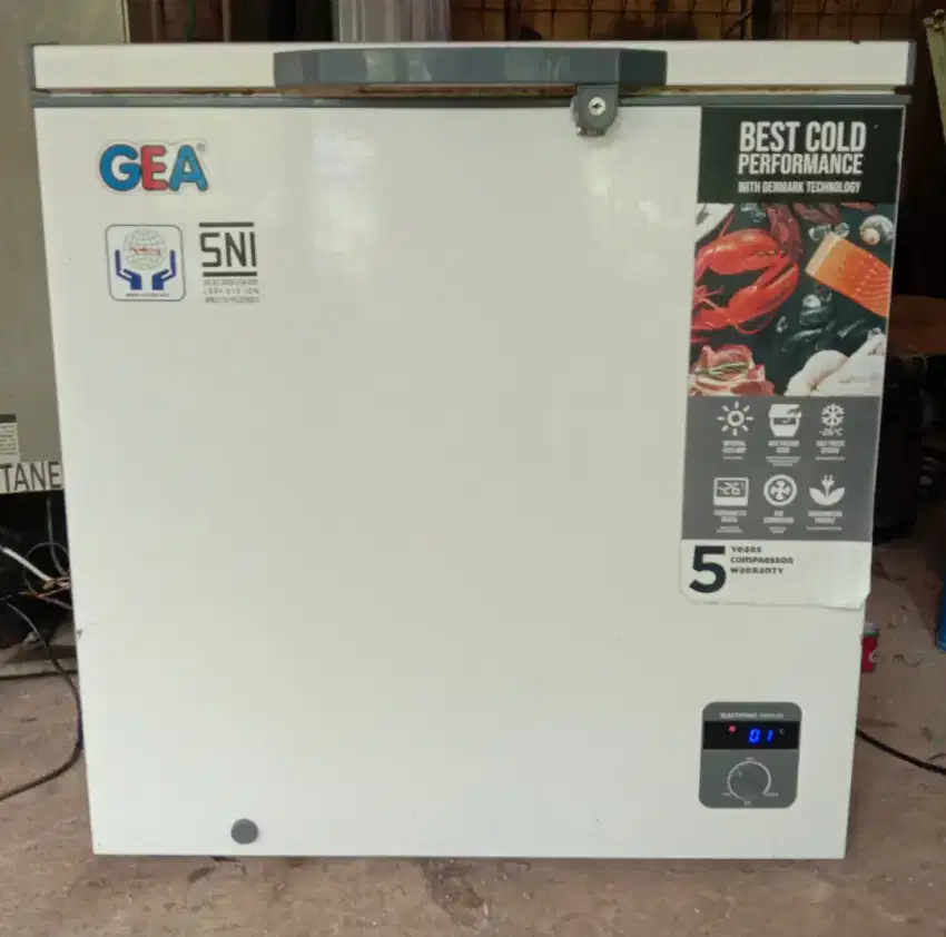 Freezer box 210ltr