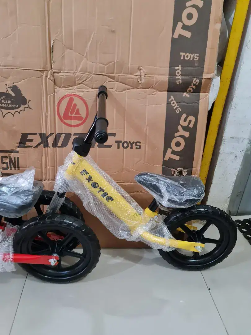 Sepeda Anak Balance Bike / Push Bike EXOTIC BY PACIFIC