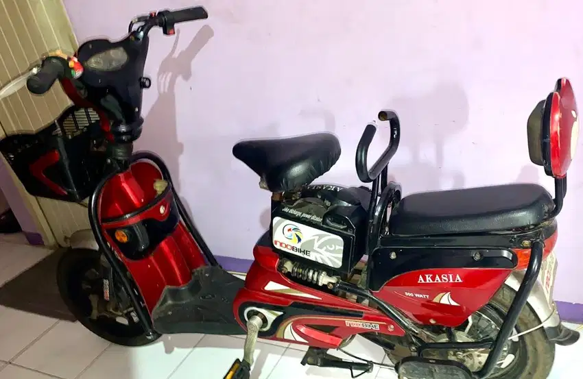 Dijual cepat Sepeda Listrik INDOBIKE AKASIA