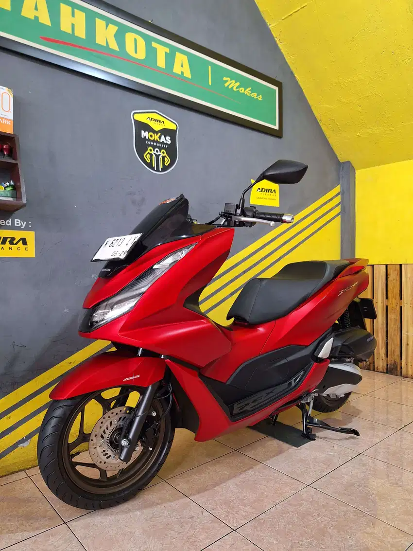 ~TAN Honda NEW PCX 160 ABS Super  Mewah KM low Jarang Pakai LIKE NEW