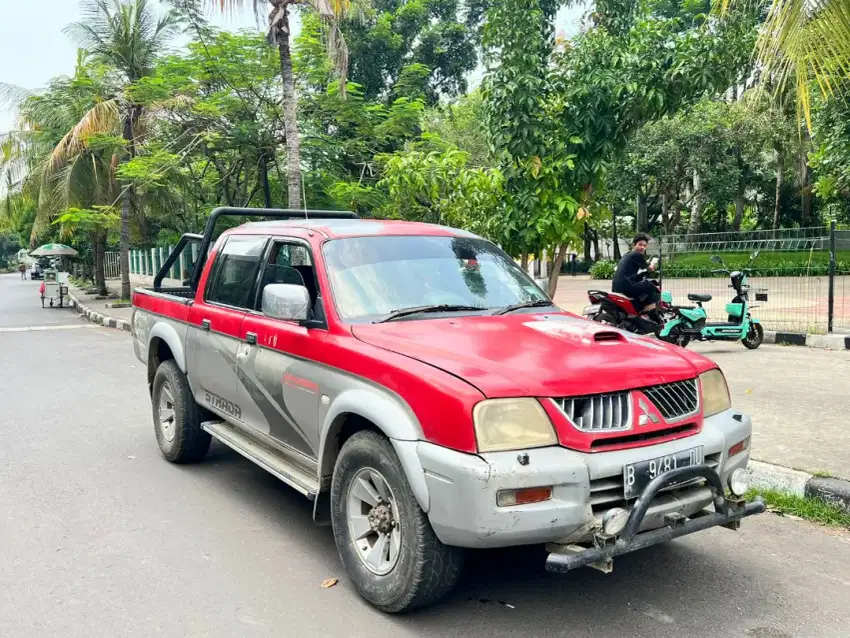 MITSUBISHI STRADA L200 GLS TURBO ISTIMEWA