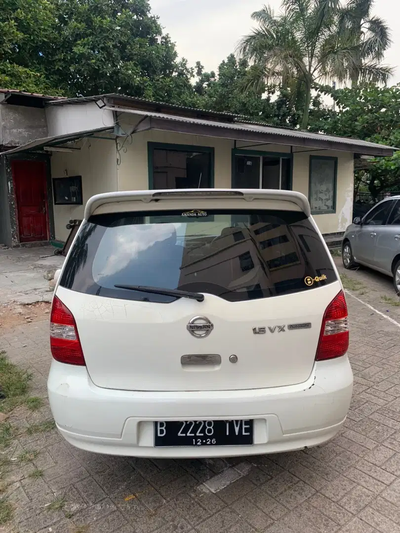 Nissan grand livina at 2012