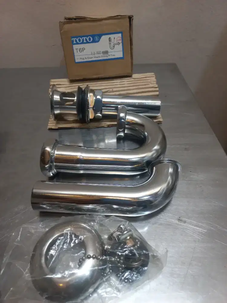 Baru- Asli - TOTO 1 Plug & Chain Waste Fitting P-Trap.