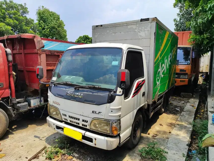 Isuzu Elf NHR55 - 4 Roda Box Almunium Tahun 2013