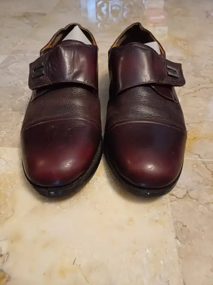 BUCCHERI Sepatu pria