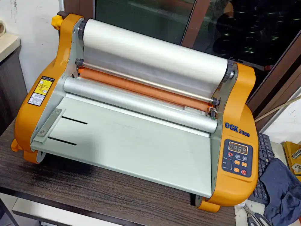 Mesin laminating OGK 3580