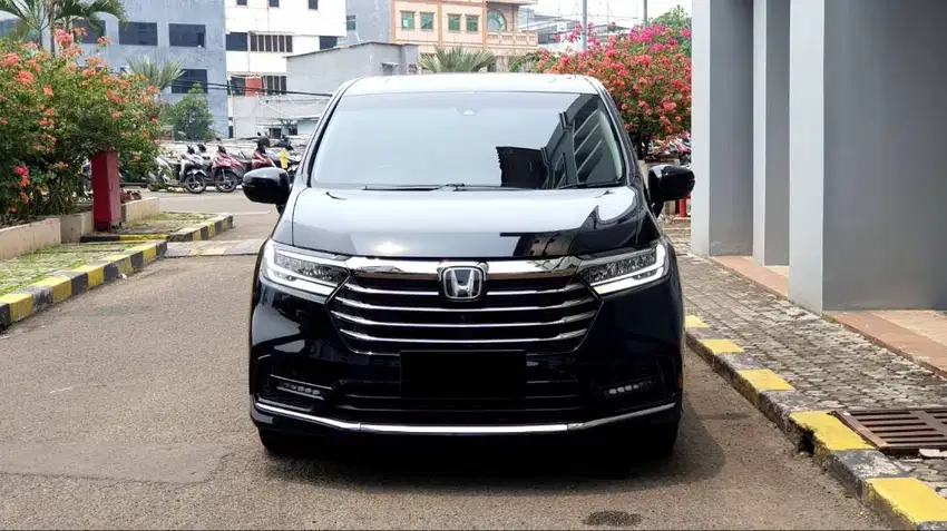 Honda Odyssey 2.4 E CVT Facelift Sensing AT 2022 NIK 2021 Like New