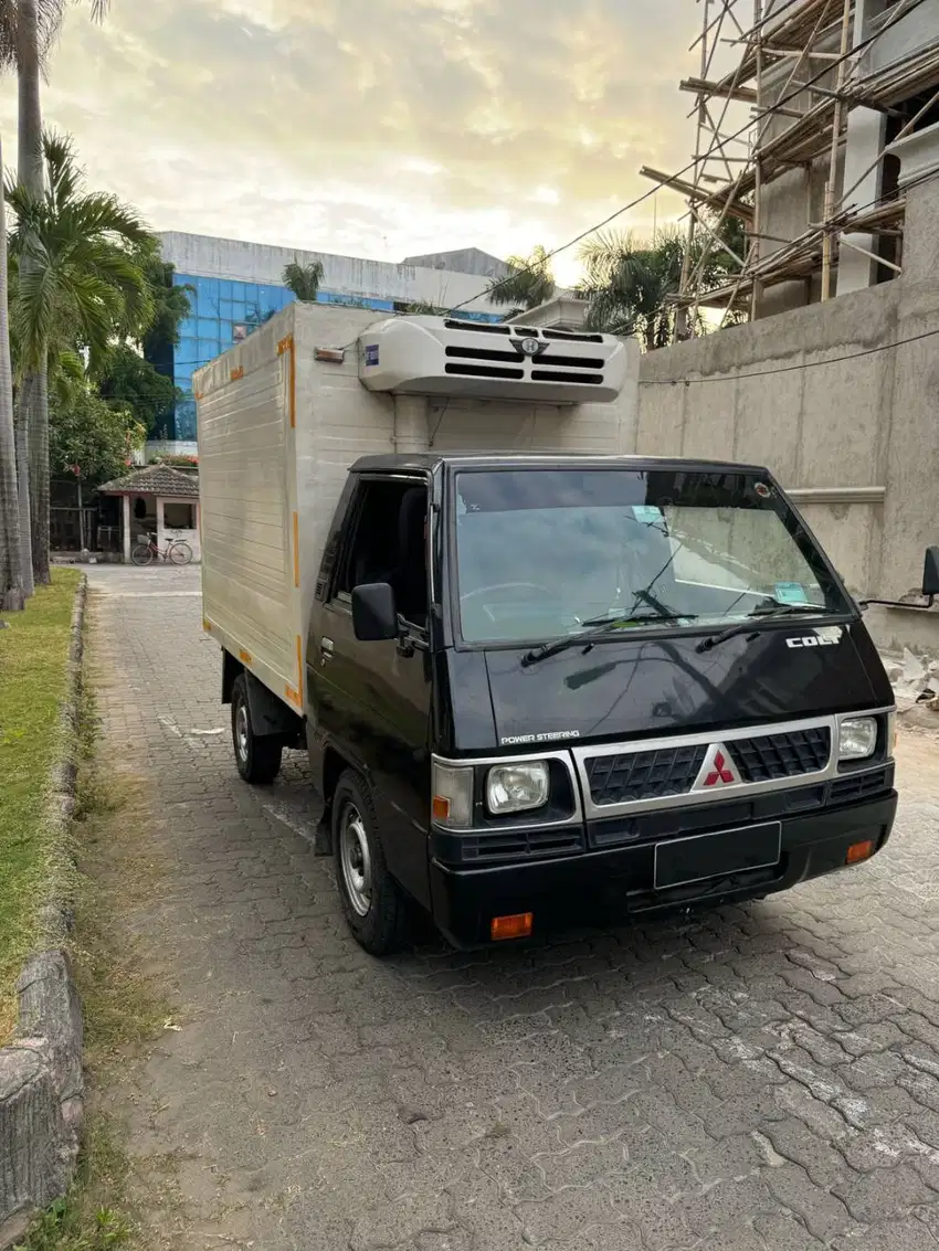 Mitsubishi L300 Box Frezer Pendingin Beku Tahun 2016