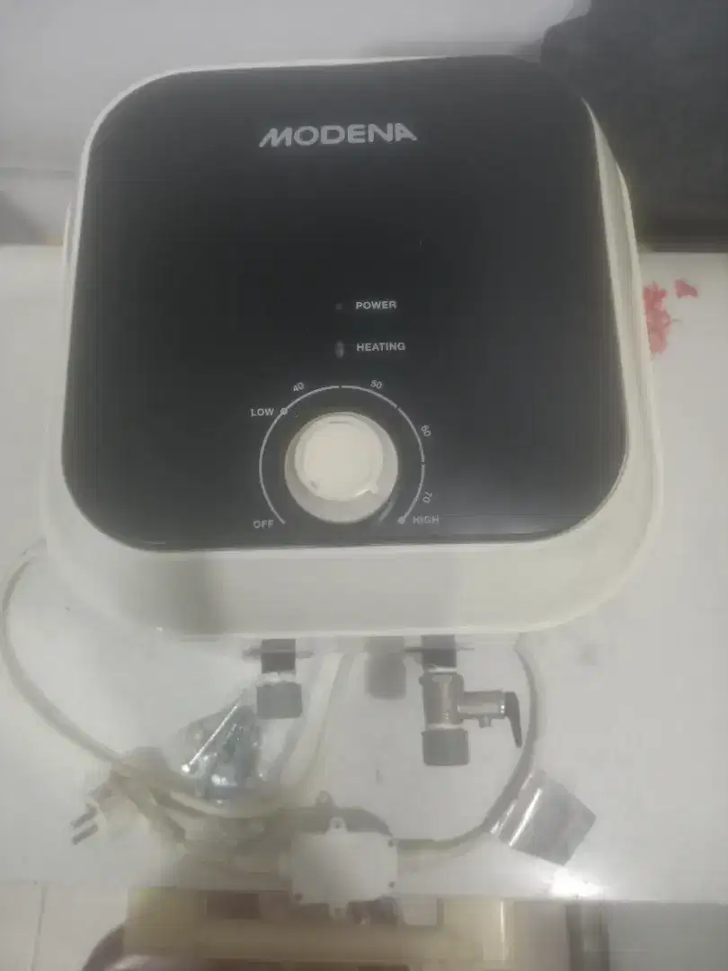 Water heater modena kapasitas 10 liter