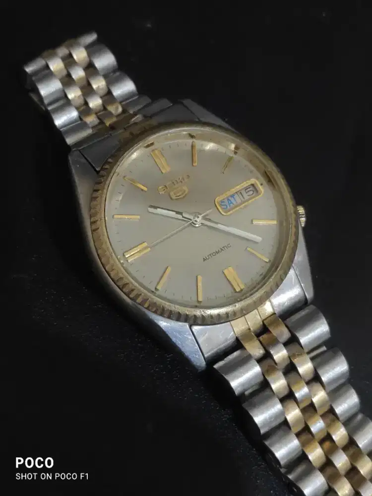 SEIKO 5 17J REF. 7009-876A Circa 1991