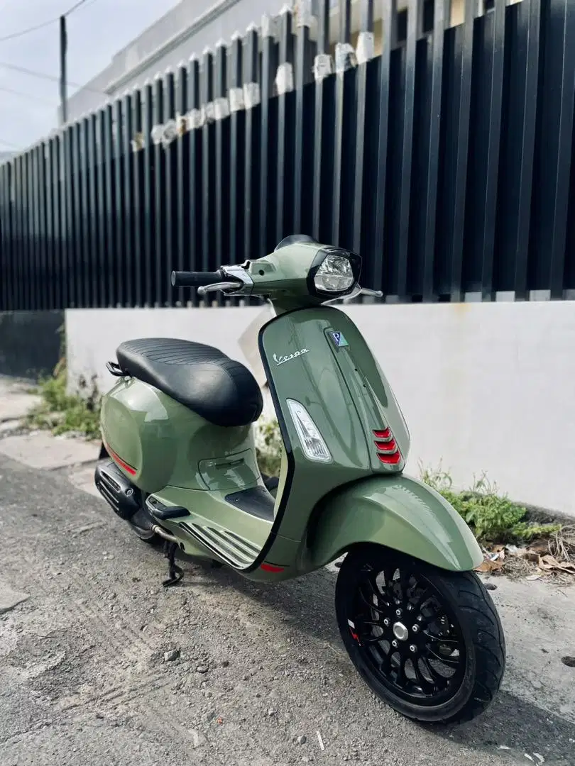 Vespa Sprint S 150 Green Tenace 2022 mulus like new