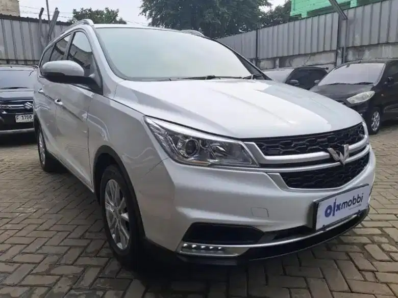 DP Rendah Wuling Cortez 1.5 S Luxury Plus Bensin-AT 2021 3HF