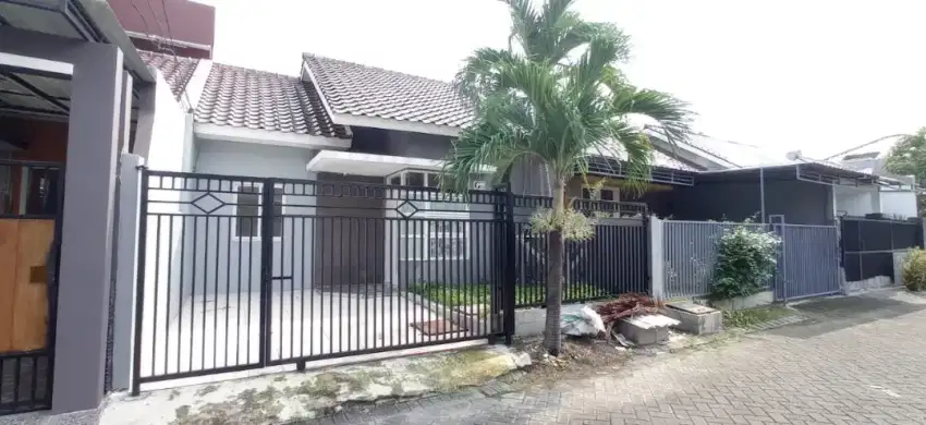 DISEWAKAN RUMAH FULL BANGUNAN SIAP HUNI DEKAT MERR OERR