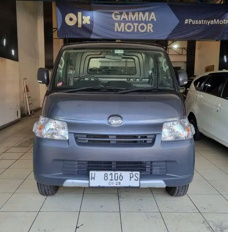 GranMax Pick Up 1.5 AC PS (Model Baru) Th2023 Abu-abu Metalik Istimewa