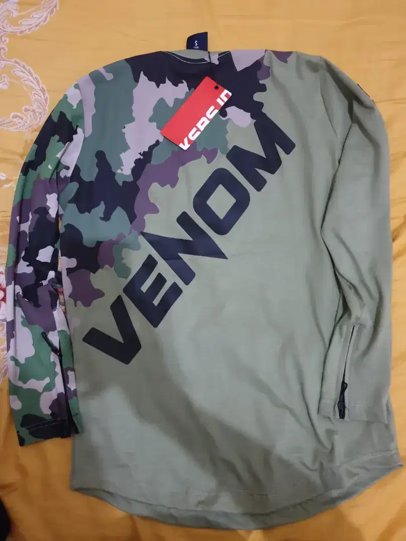 Kaos tactical pria lengan panjang-army venom