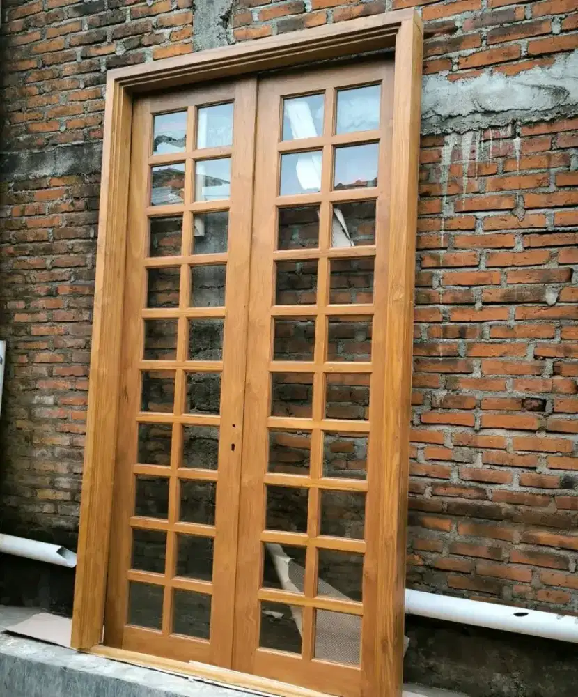 Pintu jati motif kekinian