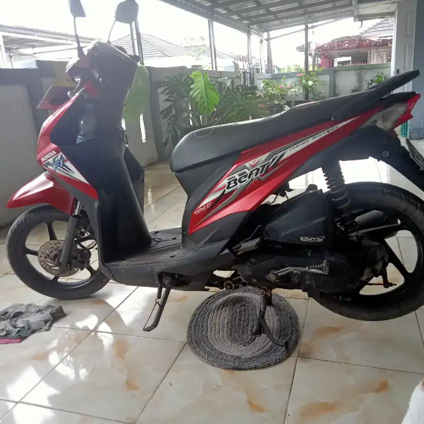 Jual motor  bead  2015 ss lengkap pajak hidup mesin halus,  lampu ok,