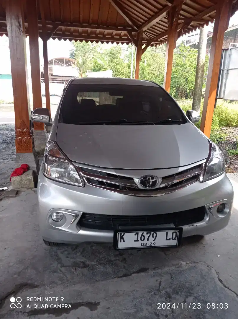 Avanza tipe g silver