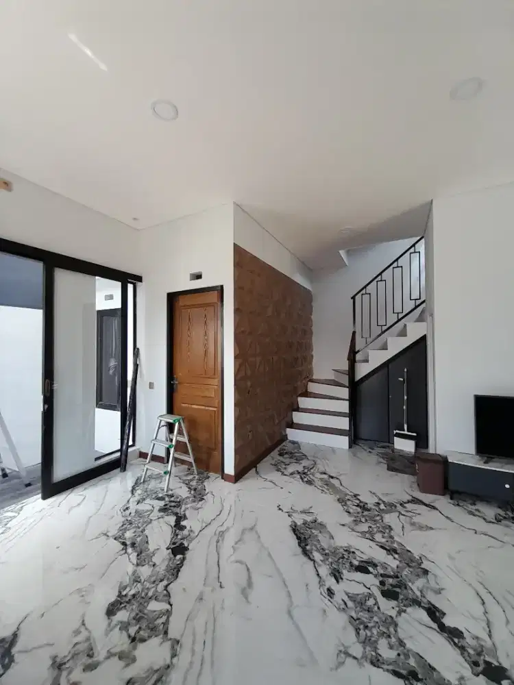 Ready Progres Villa Mewah Dekat Alun2 Batu