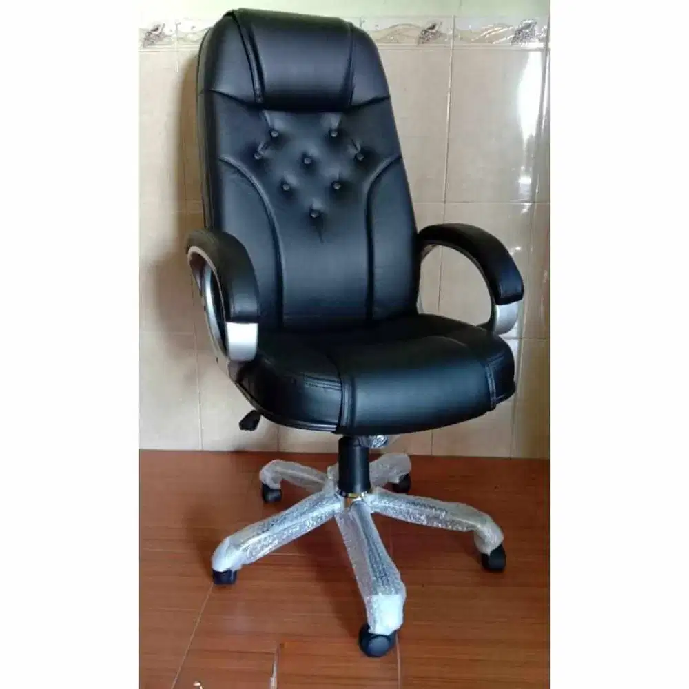 KD 9975 PPS / Kursi Hidrolis Lokal / Kursi Direktur / Putar / EXCO