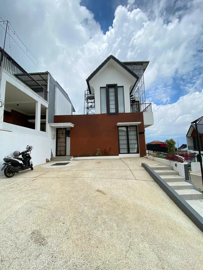 SEWA VILLA 1 JT an LOKASI PANDERMAN HILLS KOTA BATU