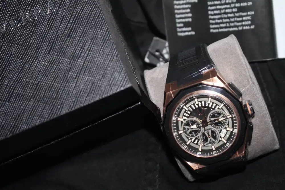 [NEGO AJA] JUAL CEPAT!!! JAM TANGAN ORI GARANSI RESMI CHRIST VERRA