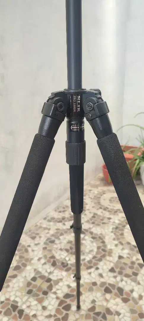 Tripod slik pro 330dx untuk kamera dslr