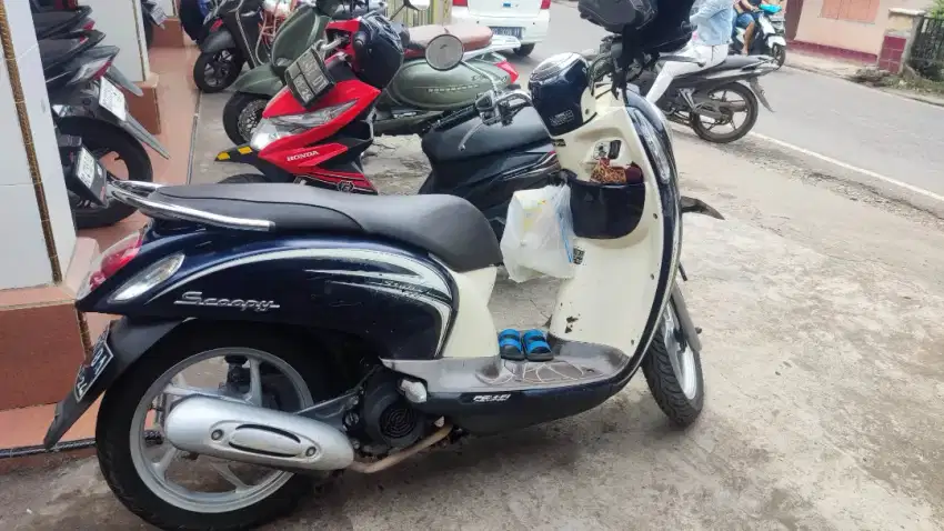 Scoopy Tahun 2014 KM rendah