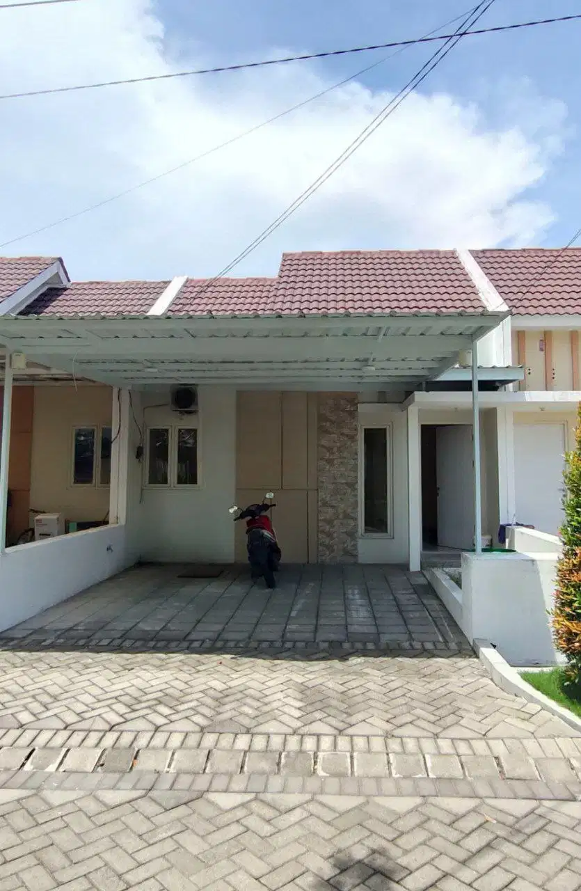 Rumah Siap Huni Grand Deltasari Waru Sidoarjo dekat Graha Tirta