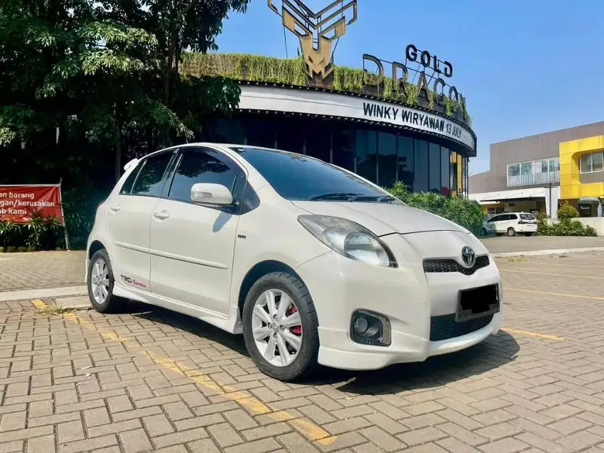 SIAP PAKAI!! TOYOTA YARIS S LIMITED AT MATIC 2013 PUTIH