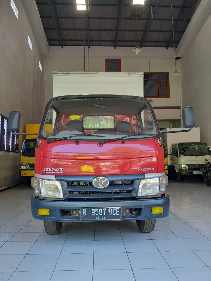 Toyota Dyna 4Ban Box