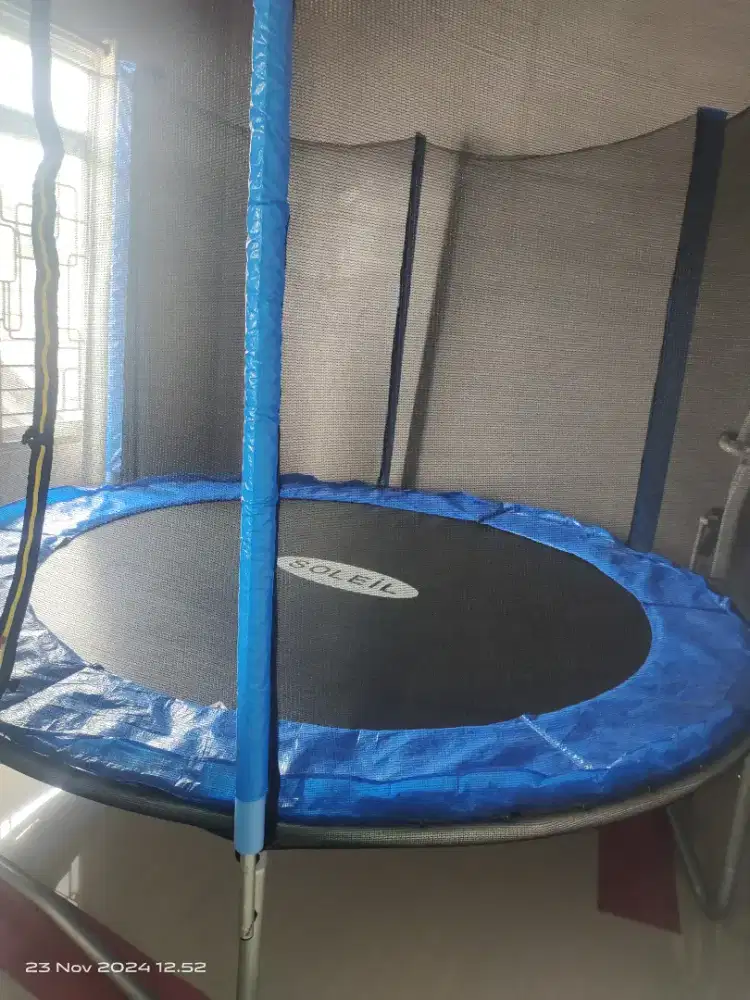 Trampoline SOLEIL Ukuran Jumbo Diameter 2,8 Meter, tinggi 2,8 Meter