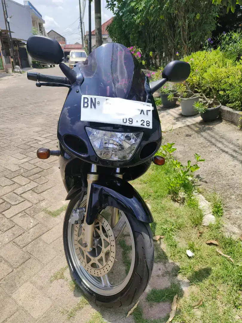 Kawasaki ninja RR hitam 2008 CBU