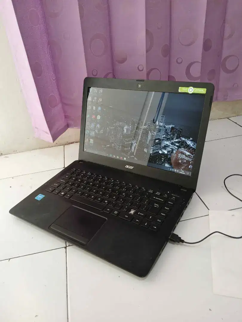 Laptop acer aspire one z1402 slim ringan ram 4gb siap kerja